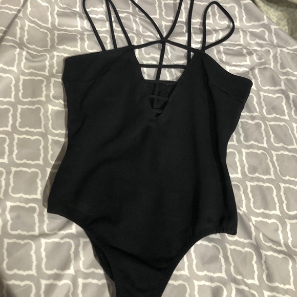 black bodysuit - Picture 2 of 3